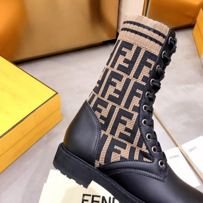 F**di ANKLE BOOTS F002