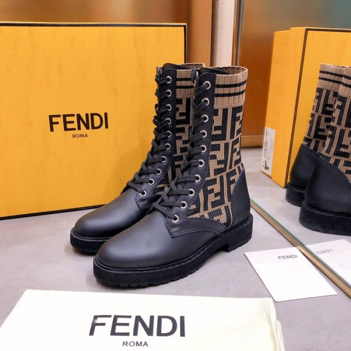 F**di ANKLE BOOTS F002