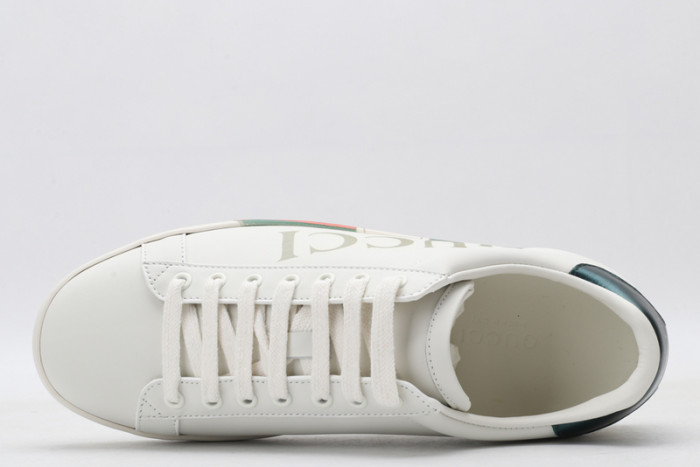 G*u*i ACE EMBROIDERED LOW-TOP SNEAKER E2302