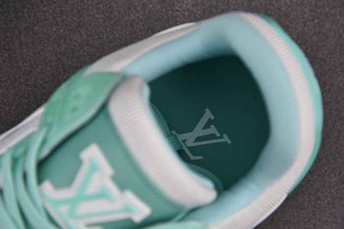 l0vt sneakers