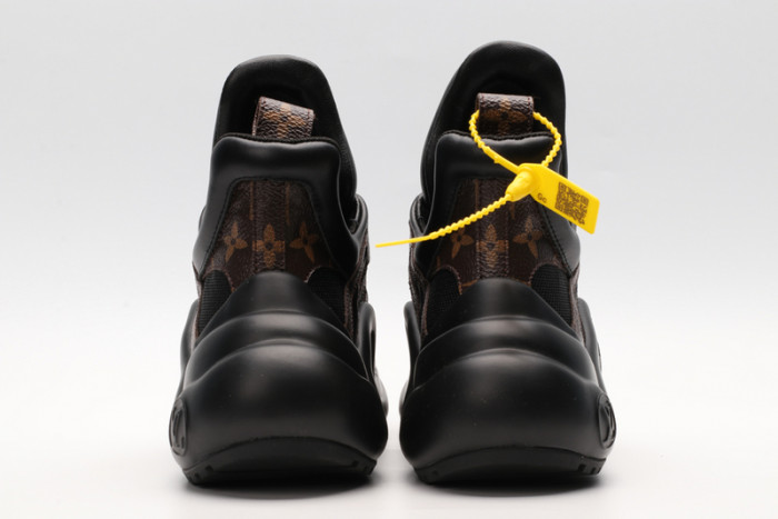 l0vt sneakers