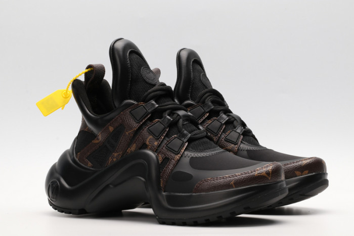 l0vt sneakers