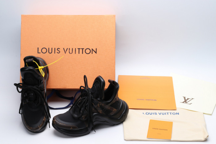 l0vt sneakers