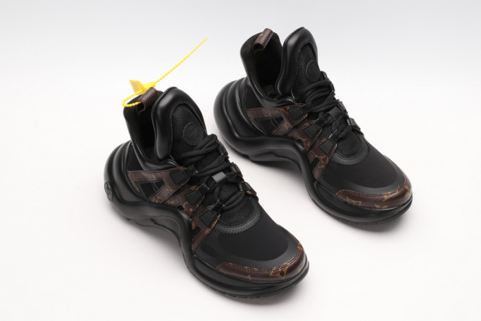 l0vt sneakers