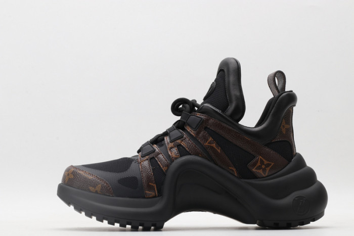 l0vt sneakers