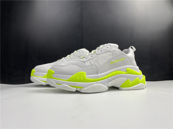 Ba*len*cia*ga Triple S SNEAKER W09O5 7427