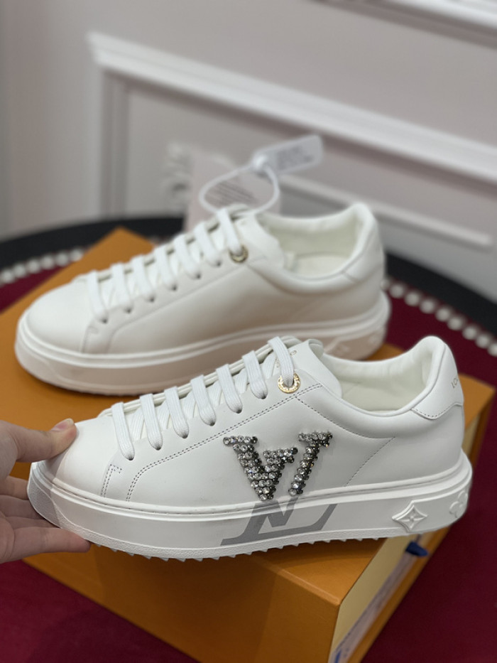 l0vt sneakers