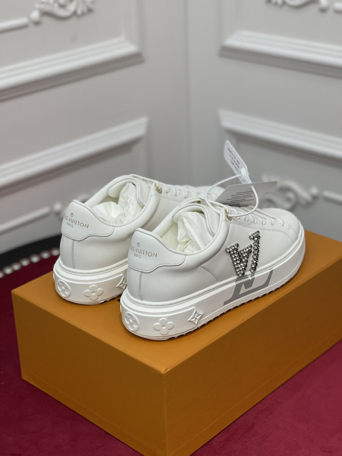 l0vt sneakers