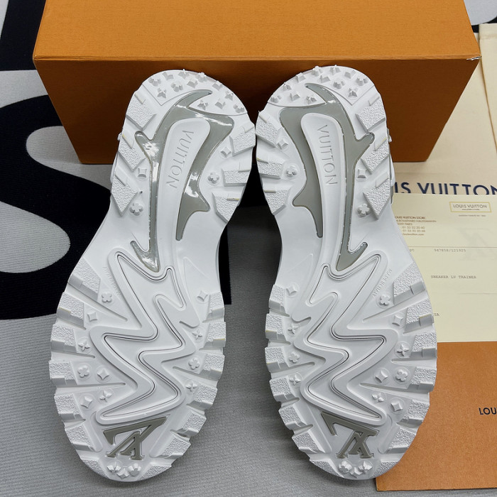 l0vt sneakers