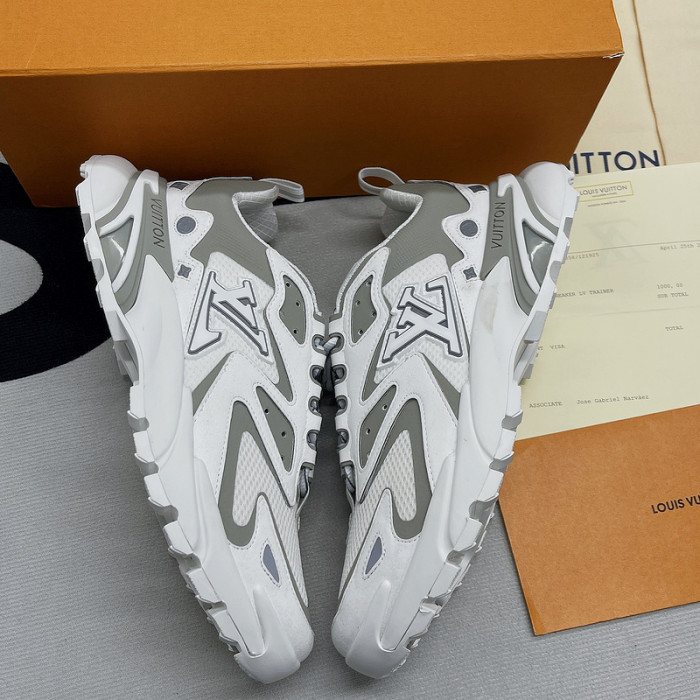l0vt sneakers