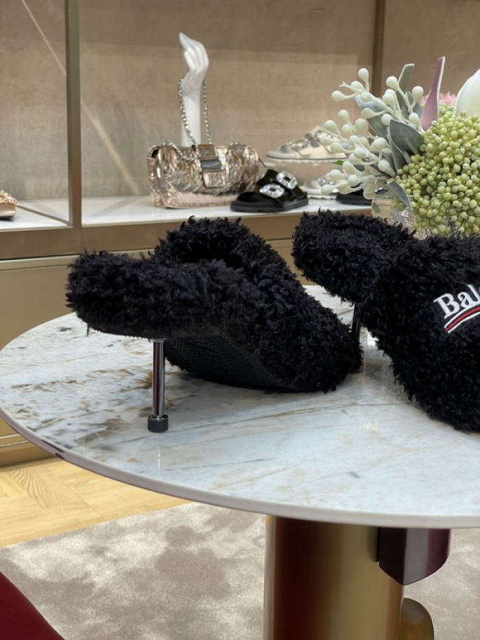 Ba*len*cia*ga Sandals W3R83 5600