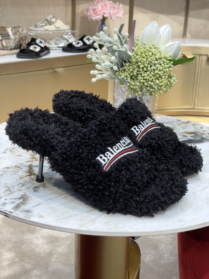 Ba*len*cia*ga Sandals W3R83 5600
