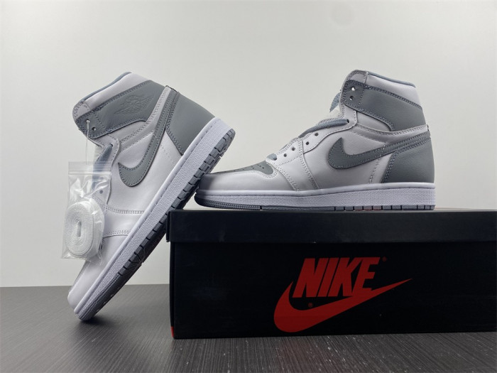 air jordan 1 high og “stealth” 555088-037