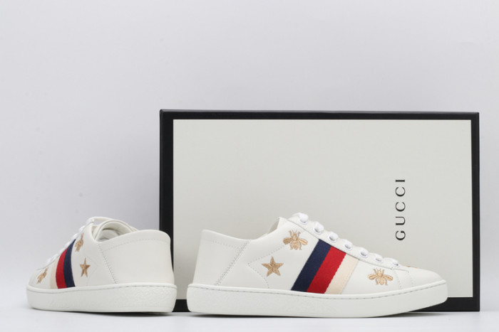 g*u*i ace embroidered low-top sneaker e2335