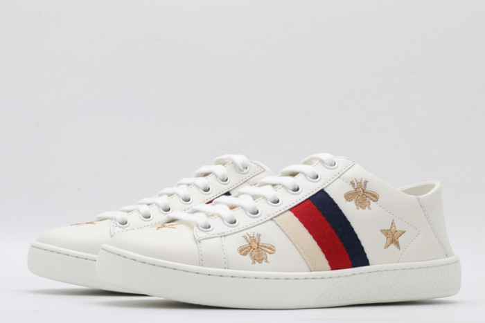 g*u*i ace embroidered low-top sneaker e2335