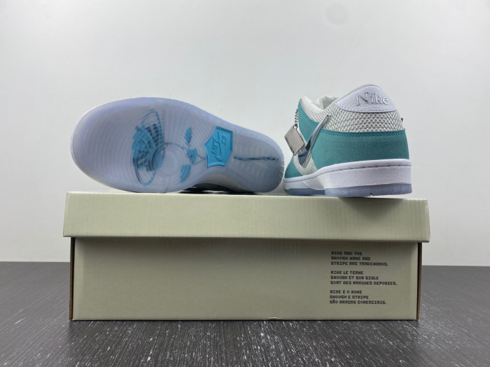 nike dunk low april skateboards fd2562-400