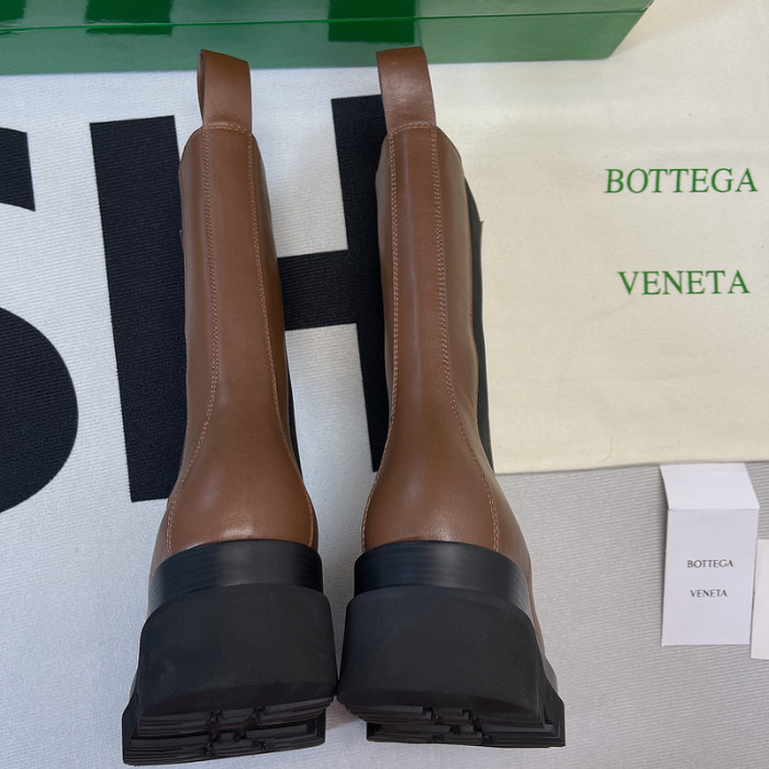 Bo*te*ga Ve*ne*ta BV035