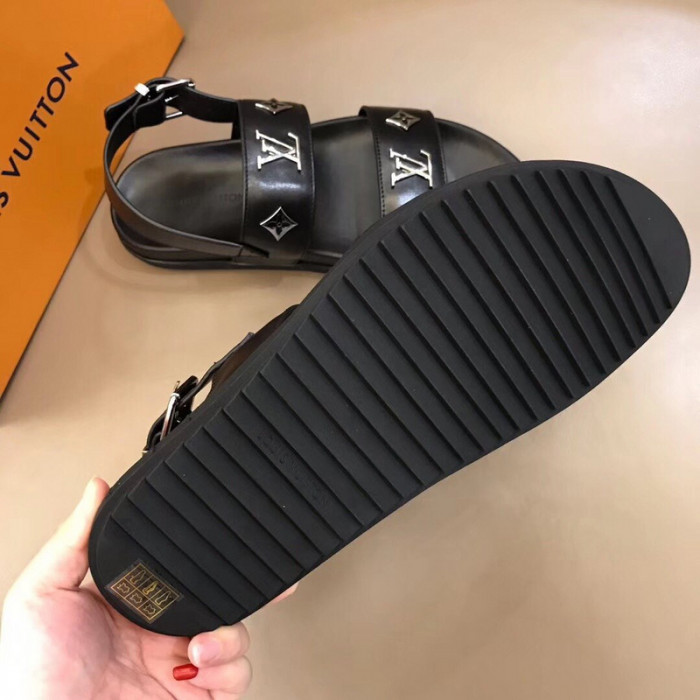 l0vt sneakers