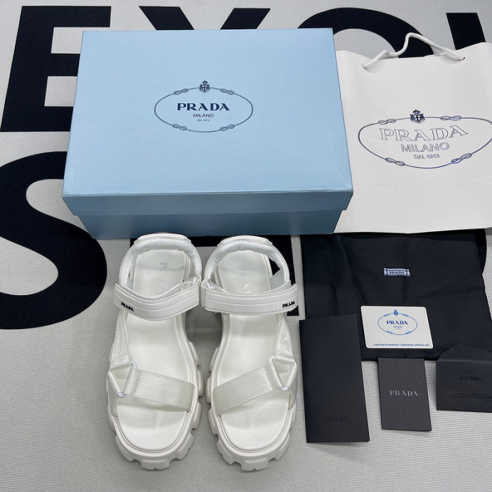 pra*a sandals p063