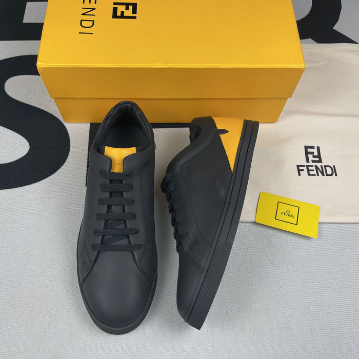 F**di SNEAKERS F020