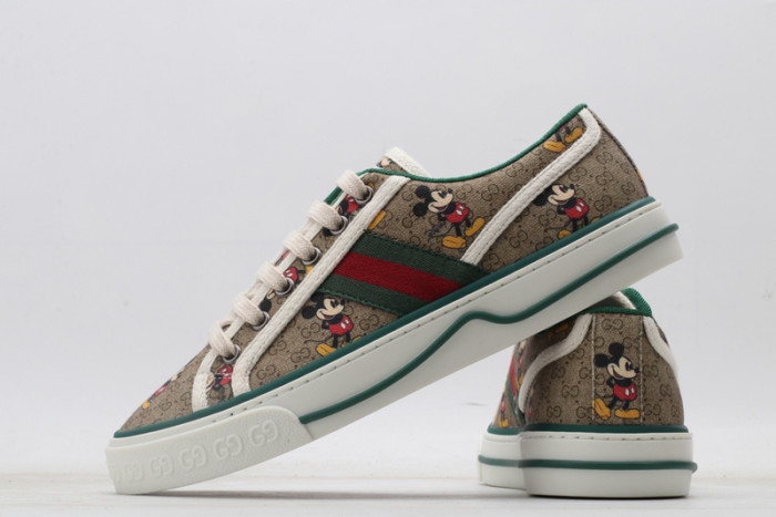g*u*i ace embroidered low-top sneaker e2309