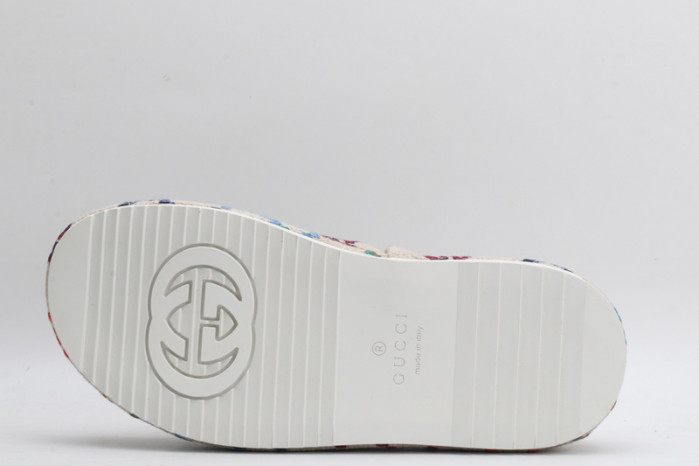 g*u*i sandals d6579