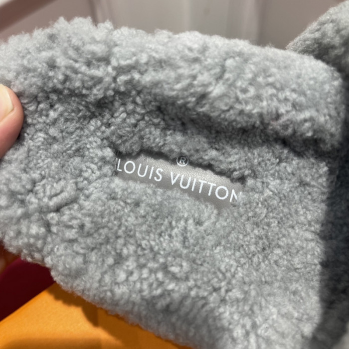 l0vt sneakers