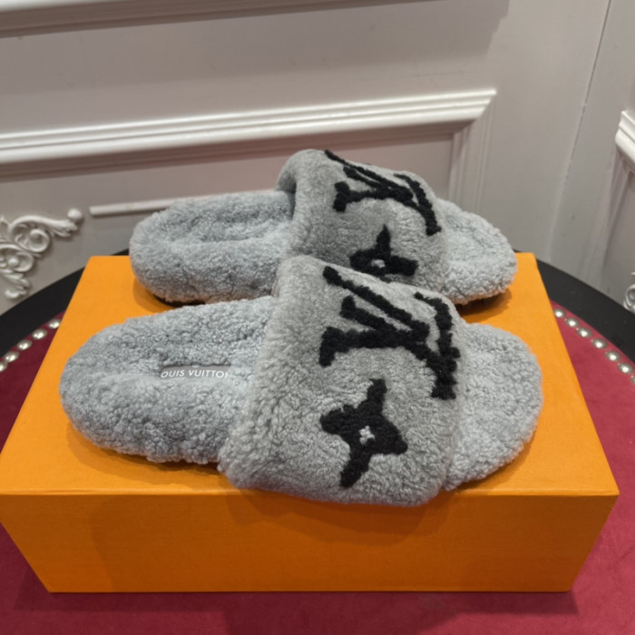 l0vt sneakers