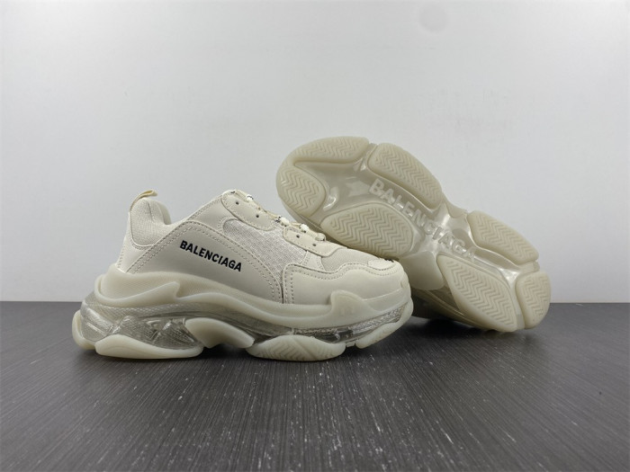 Ba*len*cia*ga triple s sneaker w1o84 6315