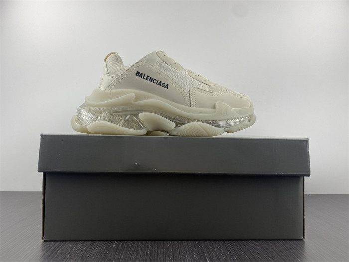 Ba*len*cia*ga triple s sneaker w1o84 6315