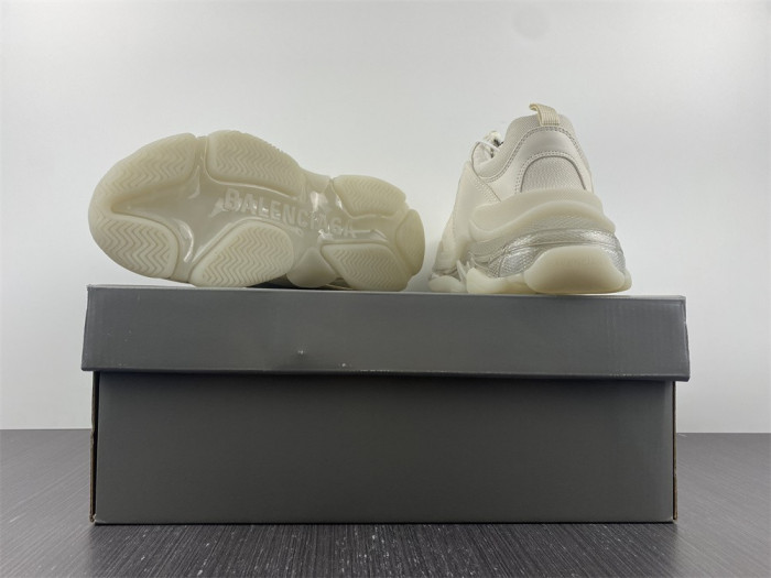Ba*len*cia*ga triple s sneaker w1o84 6315