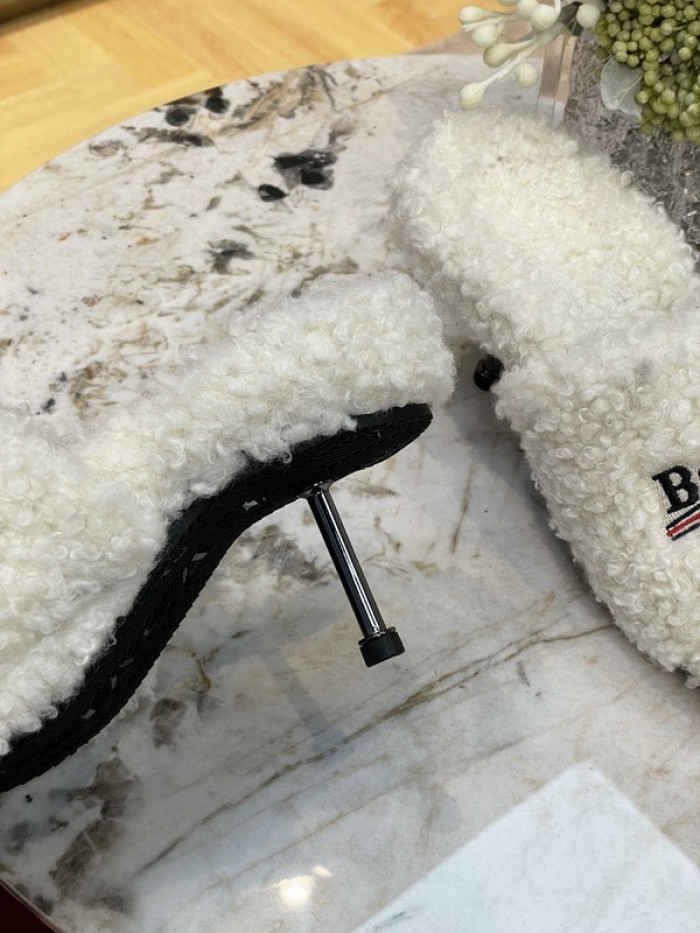Ba*len*cia*ga Sandals W3R83 5700