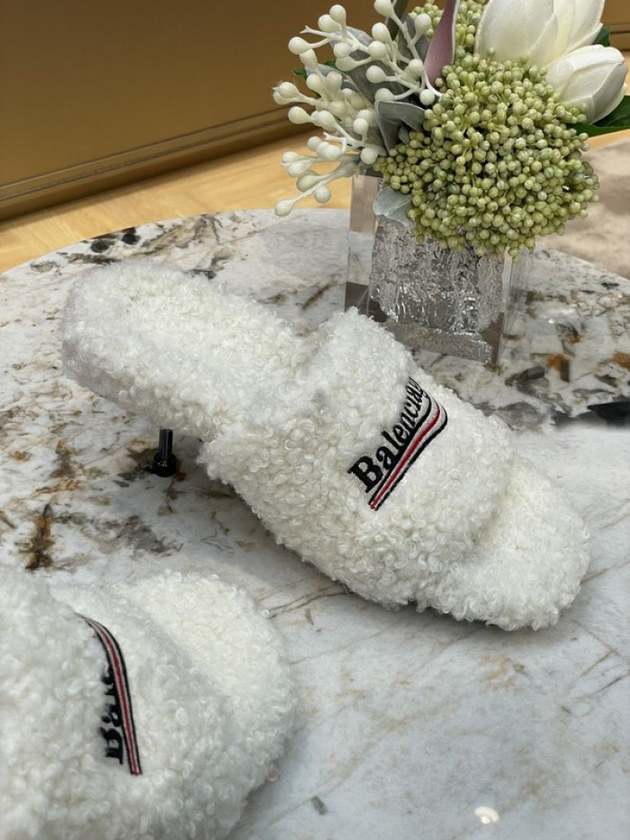 Ba*len*cia*ga Sandals W3R83 5700