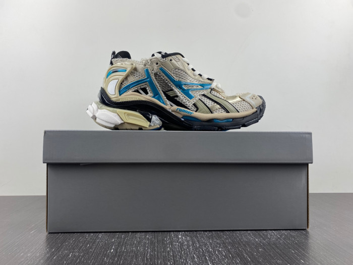 Ba*len*cia*ga RUNNER W2RB6 2028