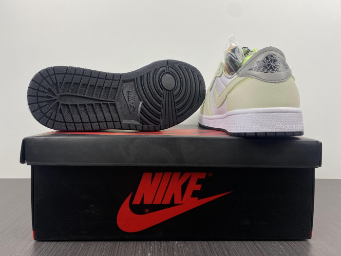 air jordan 1 retro low white ghost green black dm7837-103