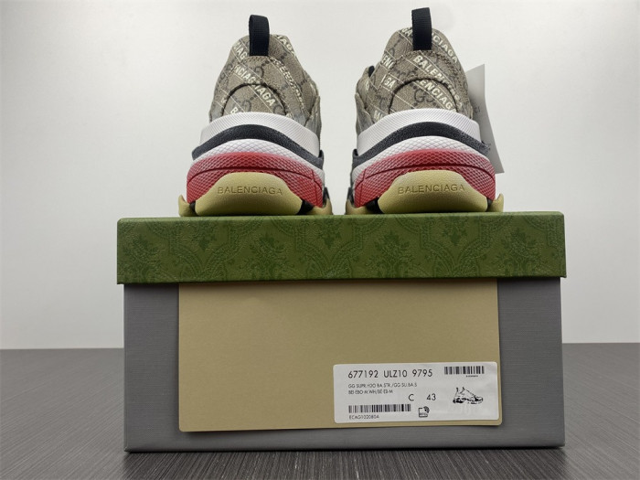 Ba*len*cia*ga triple s sneaker ulz10 9795