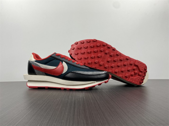 nike ld waffle sacai undercover university red dj4877-300