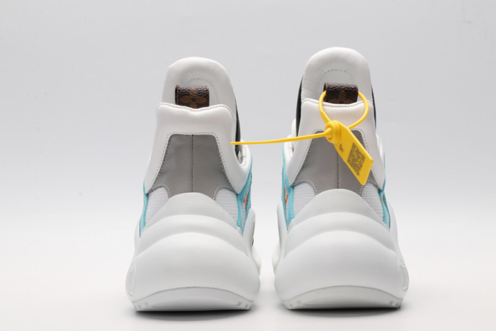 l0vt sneakers