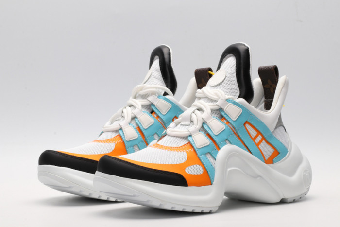 l0vt sneakers