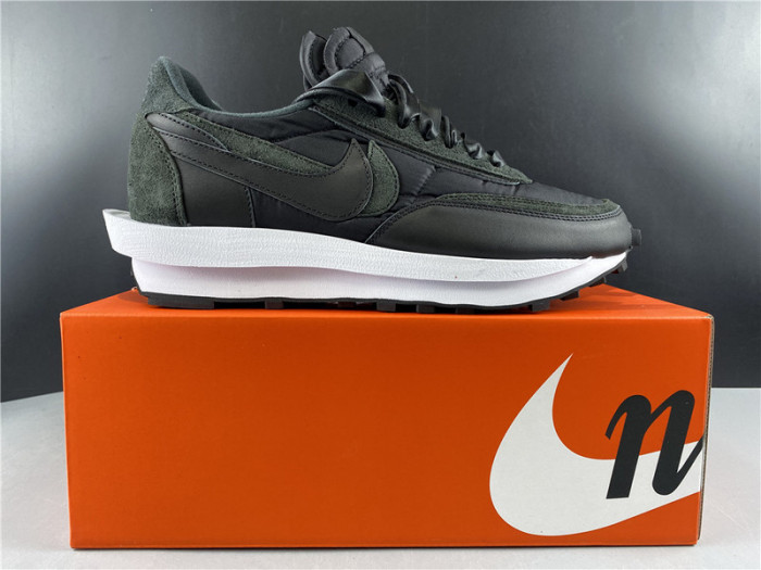 Nike LD Waffle sacai Black Nylon BV0073-002