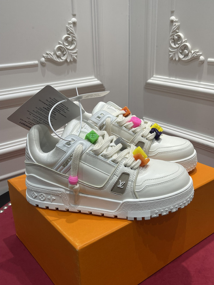 l0vt sneakers