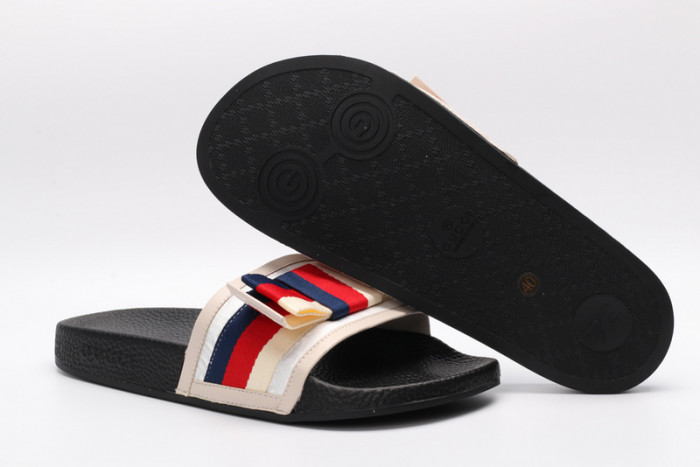 G*u*i SLIDES G088