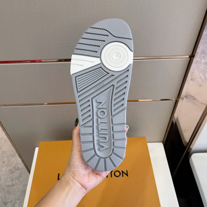 l0vt sneakers