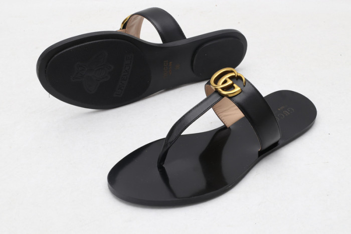 G*u*i SLIDES G078