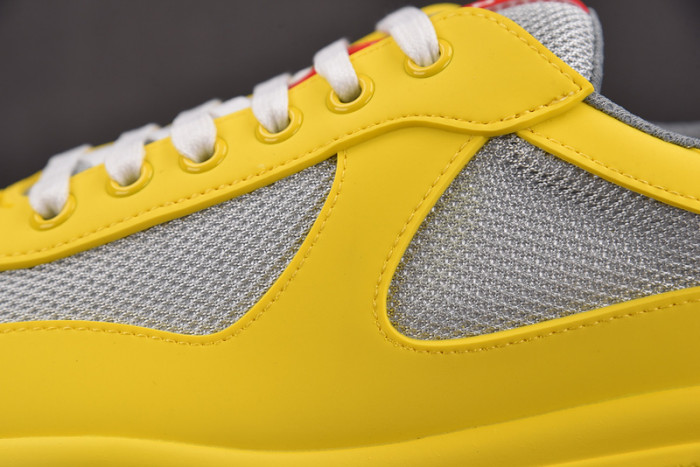 Pra*a SNEAKER P7024