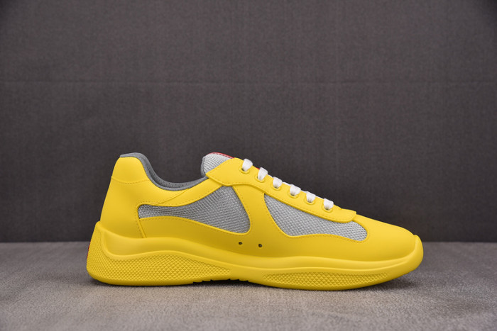 Pra*a SNEAKER P7024