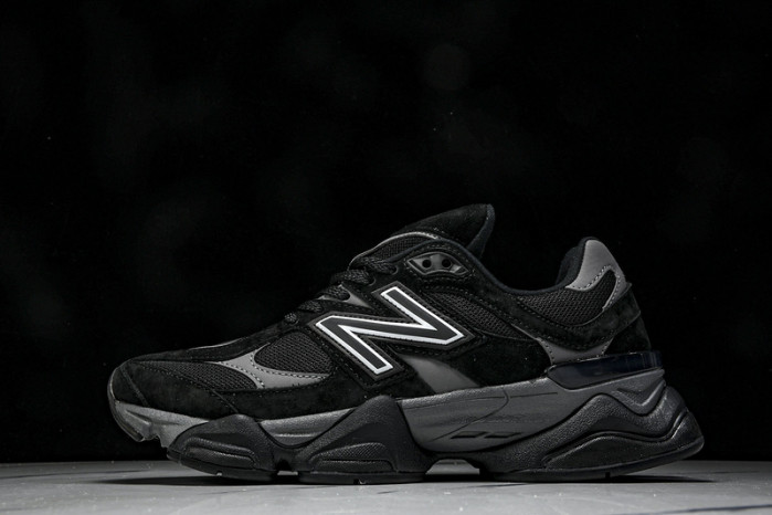 New Balance 9060 U9060BB