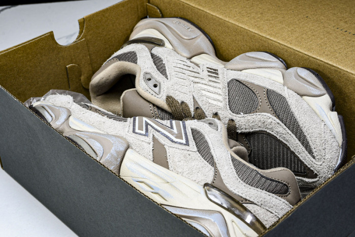 New Balance 9060 U9060PB