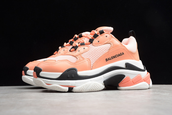 Ba*len*cia*ga triple s w09o5 9031
