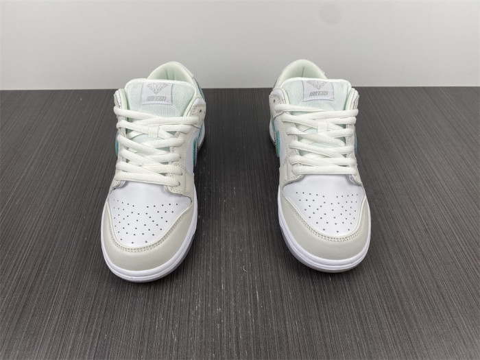 nike sb dunk low Di*m*nd s*pply co white Di*m*nd bv1310-100